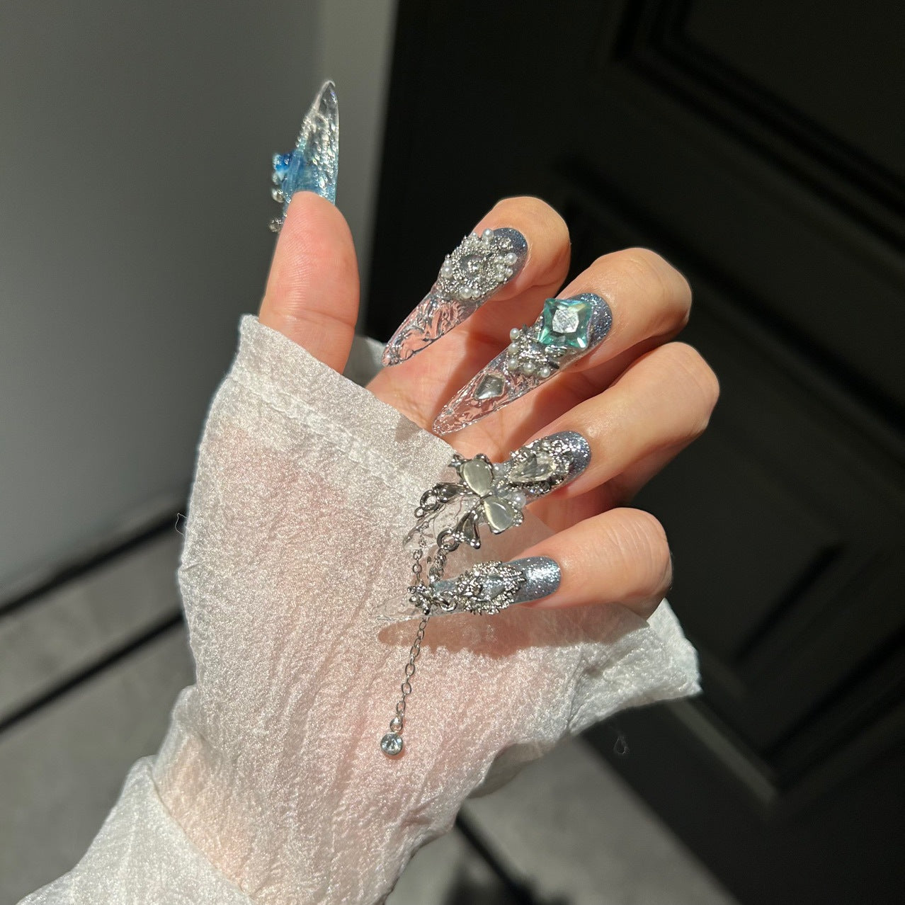 Poison Kiss Handmade Press-On Nails | Removable, Reusable